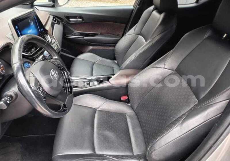 Big with watermark toyota c hr ziguinchor bignona 34489