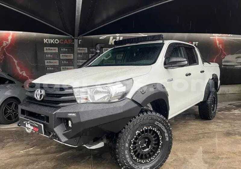 Big with watermark toyota hilux dakar dakar 34490