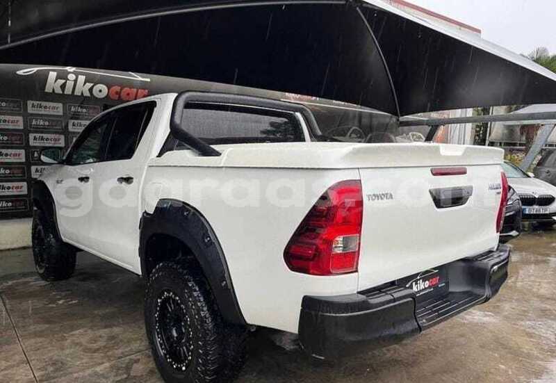 Big with watermark toyota hilux dakar dakar 34490