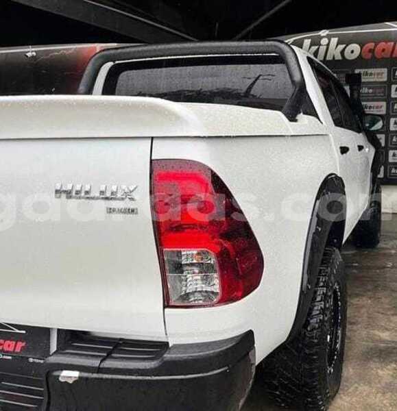 Big with watermark toyota hilux dakar dakar 34490