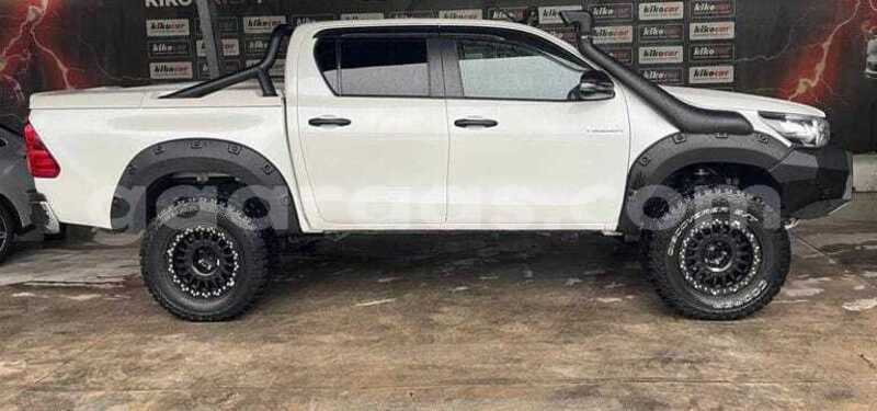 Big with watermark toyota hilux dakar dakar 34490