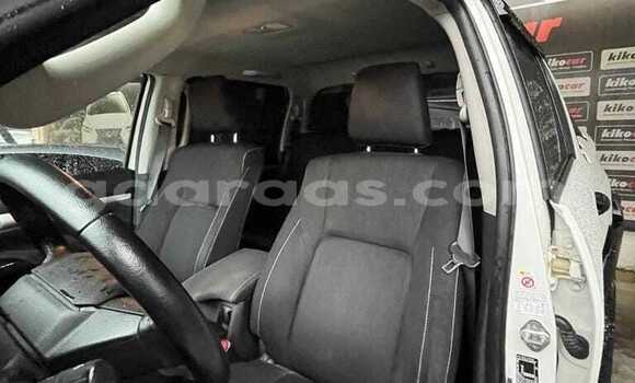 Buy Used Toyota Hilux White Car in Dakar in Dakar Buy Used Toyota Hilux White Car in Dakar in Dakar