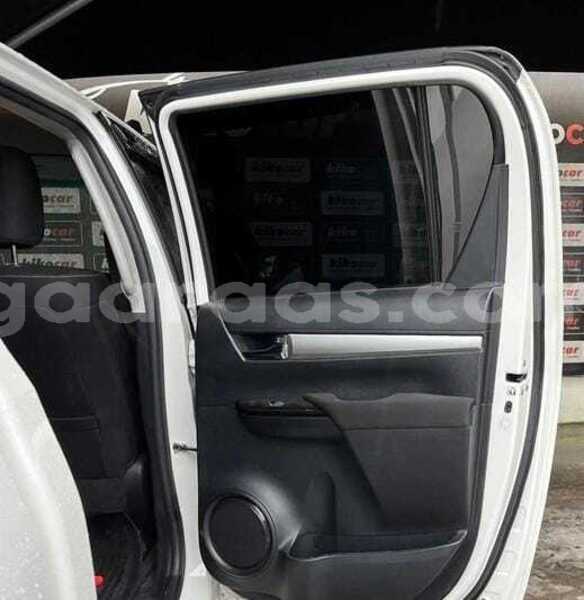 Big with watermark toyota hilux dakar dakar 34490