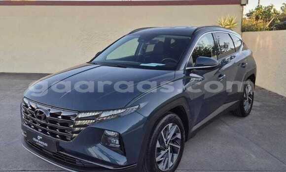 Buy Used Hyundai Tucson Silver Car in Dakar in Dakar Buy Used Hyundai Tucson Silver Car in Dakar in Dakar