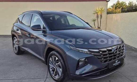 Buy Used Hyundai Tucson Silver Car in Dakar in Dakar Buy Used Hyundai Tucson Silver Car in Dakar in Dakar