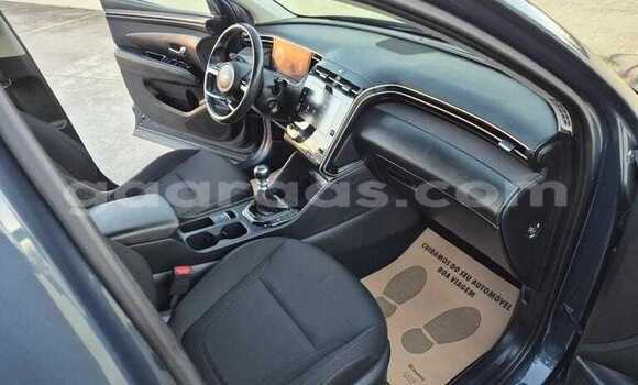Buy Used Hyundai Tucson Silver Car in Dakar in Dakar Buy Used Hyundai Tucson Silver Car in Dakar in Dakar