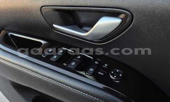 Buy Used Hyundai Tucson Silver Car in Dakar in Dakar Buy Used Hyundai Tucson Silver Car in Dakar in Dakar