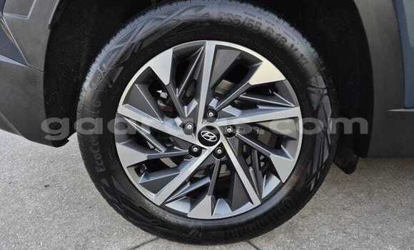 Buy Used Hyundai Tucson Silver Car in Dakar in Dakar Buy Used Hyundai Tucson Silver Car in Dakar in Dakar