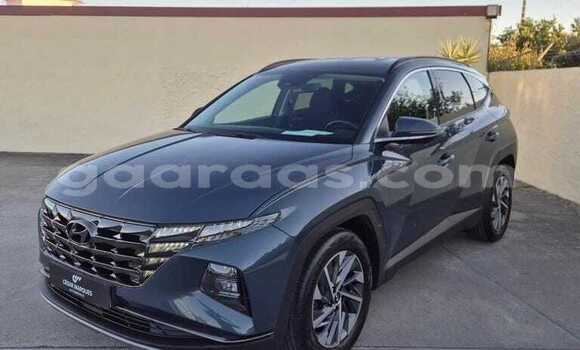 Buy Used Hyundai Tucson Silver Car in Dakar in Dakar Buy Used Hyundai Tucson Silver Car in Dakar in Dakar
