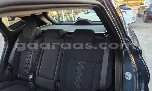 Buy Used Hyundai Tucson Silver Car in Dakar in Dakar Buy Used Hyundai Tucson Silver Car in Dakar in Dakar