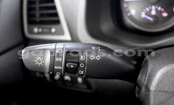 Buy Used Hyundai Tucson Silver Car in Dakar in Dakar Buy Used Hyundai Tucson Silver Car in Dakar in Dakar