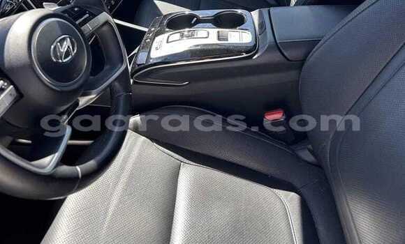 Buy Used Hyundai Tucson Silver Car in Dakar in Dakar Buy Used Hyundai Tucson Silver Car in Dakar in Dakar