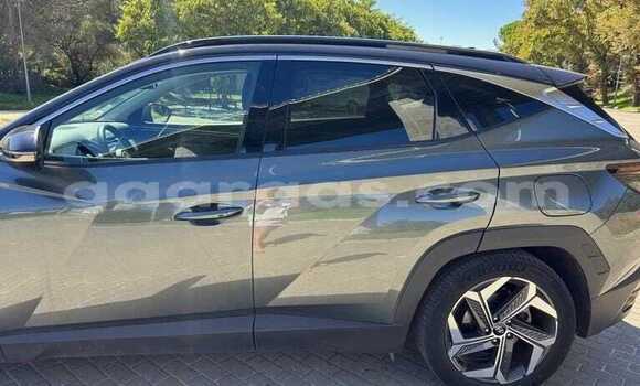 Buy Used Hyundai Tucson Silver Car in Dakar in Dakar Buy Used Hyundai Tucson Silver Car in Dakar in Dakar