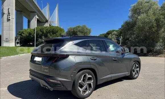 Buy Used Hyundai Tucson Silver Car in Dakar in Dakar Buy Used Hyundai Tucson Silver Car in Dakar in Dakar