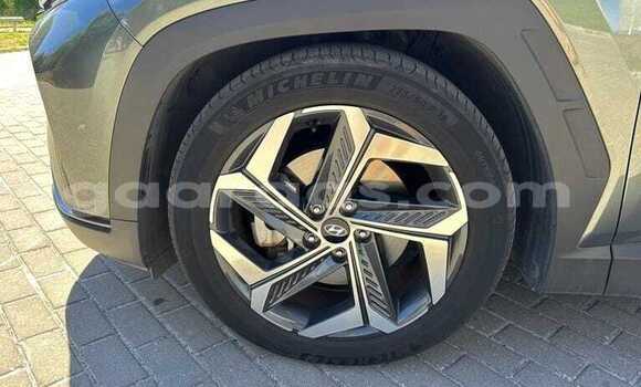 Buy Used Hyundai Tucson Silver Car in Dakar in Dakar Buy Used Hyundai Tucson Silver Car in Dakar in Dakar