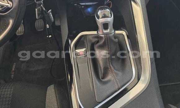Buy Used Peugeot 5008 Silver Car in Dabo in Kolda Buy Used Peugeot 5008 Silver Car in Dabo in Kolda