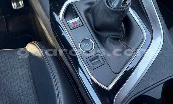 Buy Used Peugeot 3008 Red Car in Dakar in Dakar Buy Used Peugeot 3008 Red Car in Dakar in Dakar