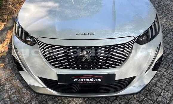 Buy Used Peugeot 2008 White Car in Dakar in Dakar Buy Used Peugeot 2008 White Car in Dakar in Dakar