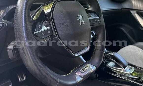Buy Used Peugeot 2008 White Car in Dakar in Dakar Buy Used Peugeot 2008 White Car in Dakar in Dakar