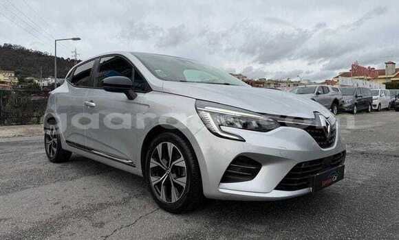 Acheter Occasion Voiture Renault Clio Gris à Dabo, Kolda Acheter Occasion Voiture Renault Clio Gris à Dabo, Kolda