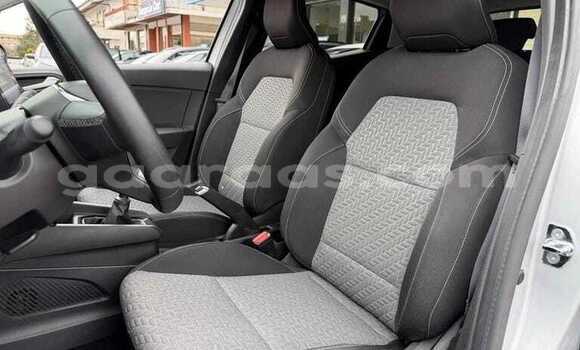 Acheter Occasion Voiture Renault Clio Gris à Dabo, Kolda Acheter Occasion Voiture Renault Clio Gris à Dabo, Kolda
