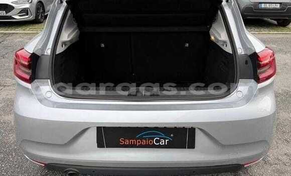 Acheter Occasion Voiture Renault Clio Gris à Dabo, Kolda Acheter Occasion Voiture Renault Clio Gris à Dabo, Kolda