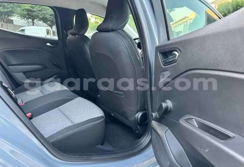 Big with watermark renault clio dakar dakar 34507