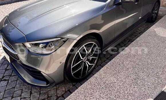 Acheter Occasion Voiture Mercedes‒Benz C–Class Gris à Dakar, Dakar Acheter Occasion Voiture Mercedes‒Benz C–Class Gris à Dakar, Dakar