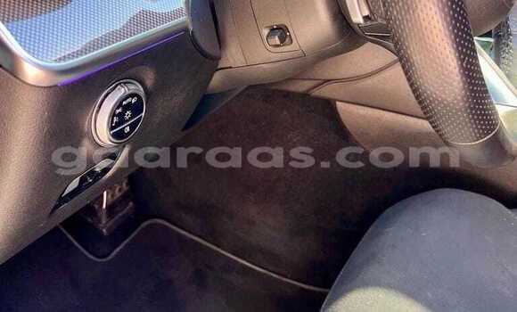 Acheter Occasion Voiture Mercedes‒Benz C–Class Gris à Dakar, Dakar Acheter Occasion Voiture Mercedes‒Benz C–Class Gris à Dakar, Dakar