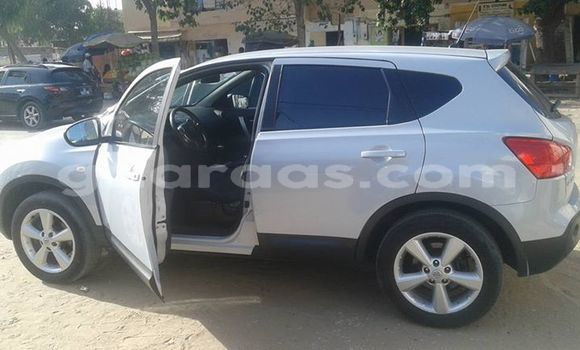 Acheter Occasion Voiture Nissan Qashqai Blanc à Gueule Tapee Fass Colobane au Dakar Acheter Occasion Voiture Nissan Qashqai Blanc à Gueule Tapee Fass Colobane au Dakar
