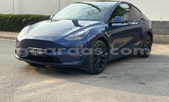 Dieundeu Occasion Tesla Model S Blue Auto in Dakar in Dakar Dieundeu Occasion Tesla Model S Blue Auto in Dakar in Dakar