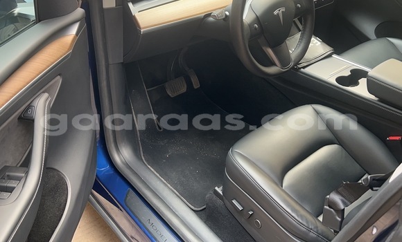 Buy Used Tesla Model S Blue Car in Dakar in Dakar Buy Used Tesla Model S Blue Car in Dakar in Dakar