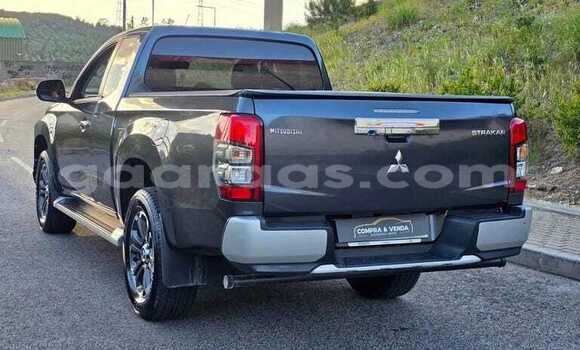 Acheter Occasion Voiture Mitsubishi L200 Gris à Dakar, Dakar Acheter Occasion Voiture Mitsubishi L200 Gris à Dakar, Dakar