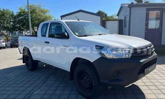 Acheter Occasion Voiture Toyota Hilux Blanc à Dabo, Kolda Acheter Occasion Voiture Toyota Hilux Blanc à Dabo, Kolda