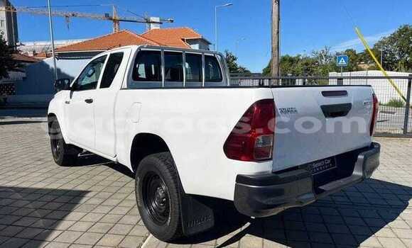 Acheter Occasion Voiture Toyota Hilux Blanc à Dabo, Kolda Acheter Occasion Voiture Toyota Hilux Blanc à Dabo, Kolda