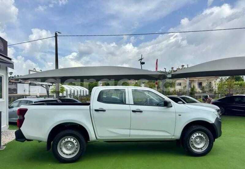 Big with watermark isuzu d max kolda dabo 34543