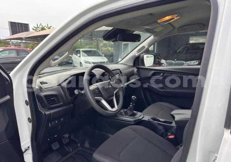 Big with watermark isuzu d max kolda dabo 34543