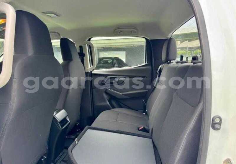 Big with watermark isuzu d max kolda dabo 34543