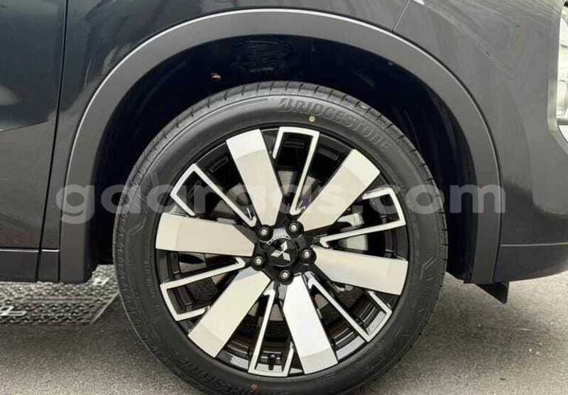 Big with watermark mitsubishi outlander dakar dakar 34544
