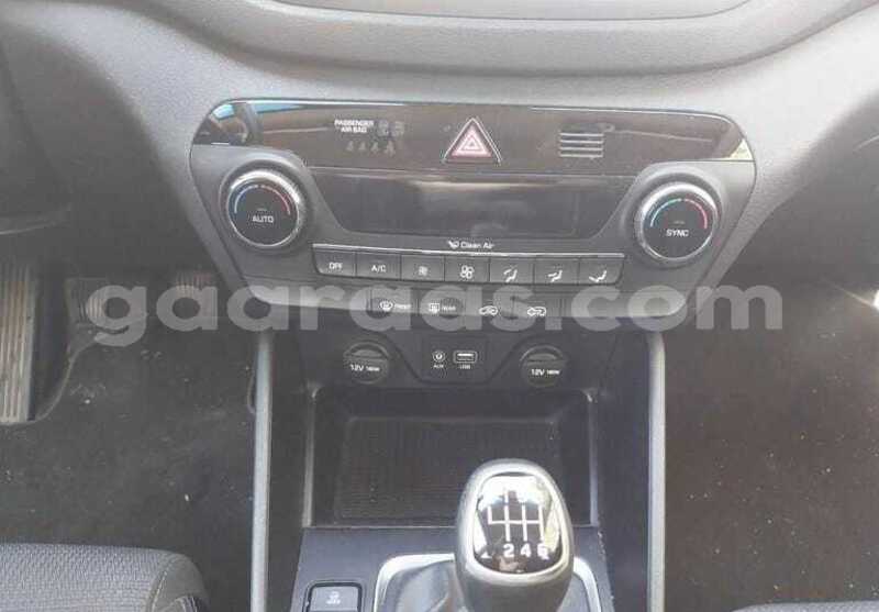 Big with watermark hyundai tucson kolda dabo 34549