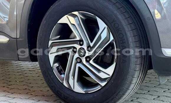 Acheter Occasion Voiture Hyundai Santa Fe Gris à Dakar, Dakar Acheter Occasion Voiture Hyundai Santa Fe Gris à Dakar, Dakar