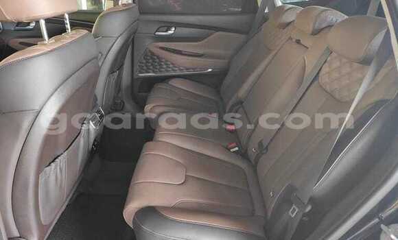 Acheter Occasion Voiture Hyundai Santa Fe Noir à Dakar, Dakar Acheter Occasion Voiture Hyundai Santa Fe Noir à Dakar, Dakar