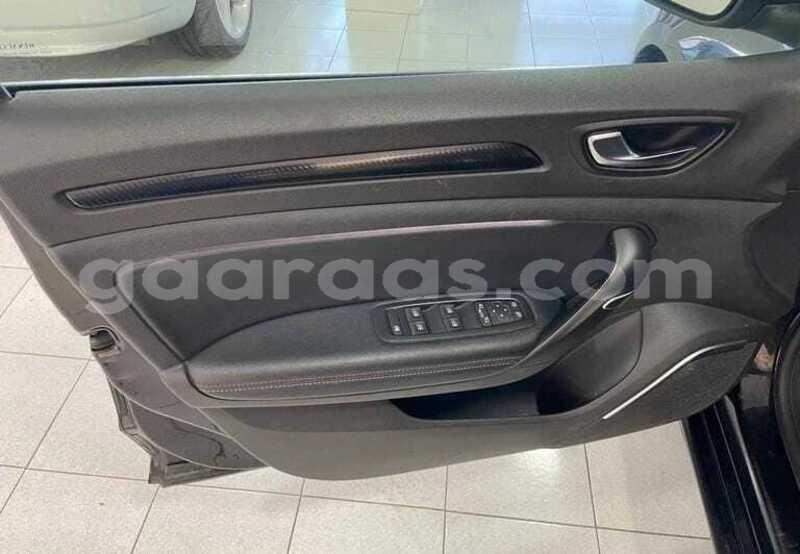 Big with watermark renault megane dakar dakar 34573