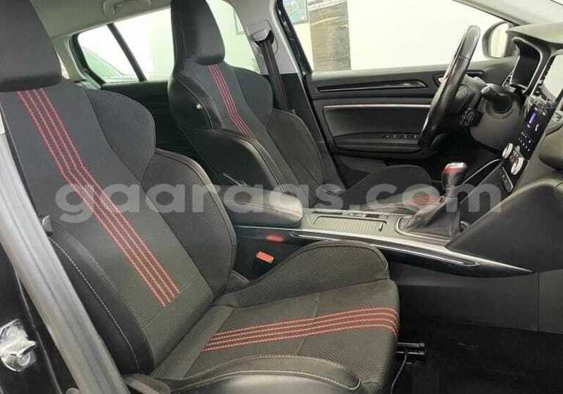 Big with watermark renault megane dakar dakar 34573