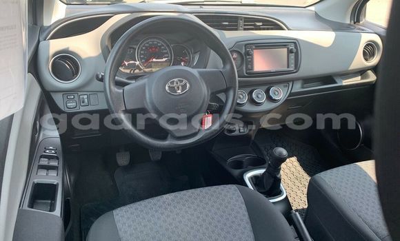 Acheter Occasion Voiture Toyota Yaris Blanc à Dakar, Dakar Acheter Occasion Voiture Toyota Yaris Blanc à Dakar, Dakar