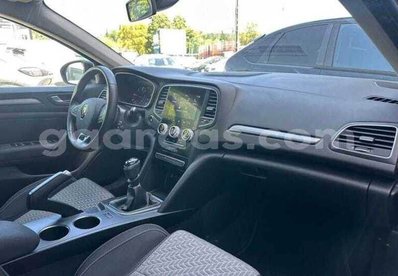 Big with watermark renault megane kolda dabo 34574