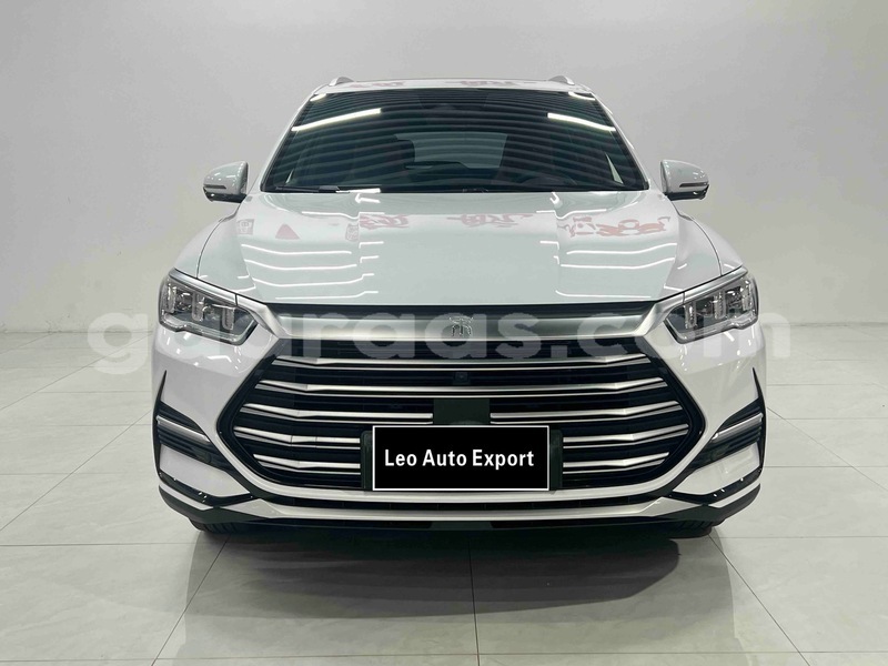 Big with watermark byd s6 dakar dakar 34577