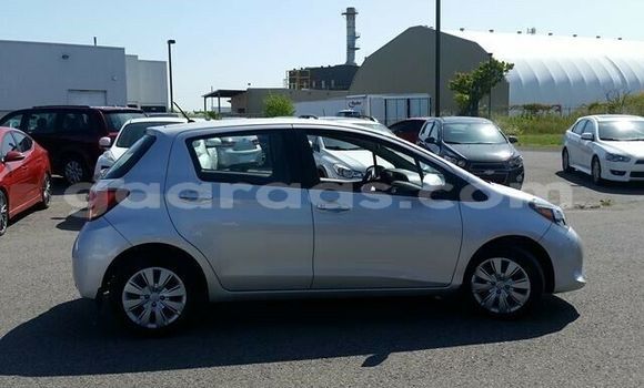 Acheter Occasion Voiture Toyota Yaris Gris à Dakar, Dakar Acheter Occasion Voiture Toyota Yaris Gris à Dakar, Dakar