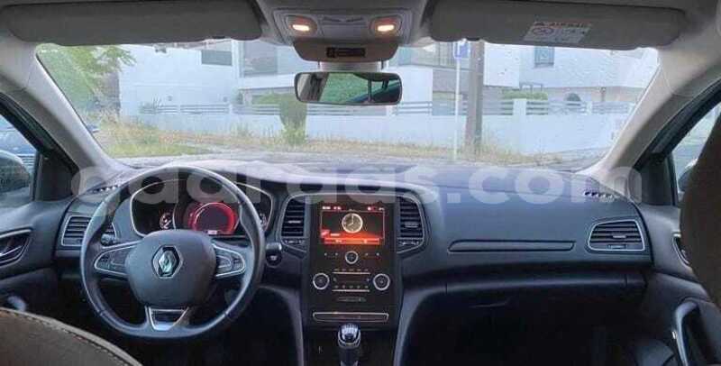 Big with watermark renault megane dakar dakar 34579