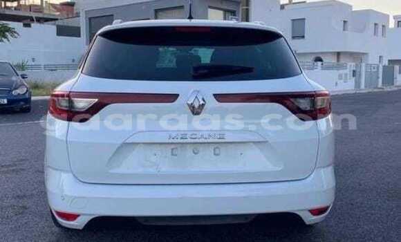 Acheter Occasion Voiture Renault Megane Blanc à Dakar, Dakar Acheter Occasion Voiture Renault Megane Blanc à Dakar, Dakar